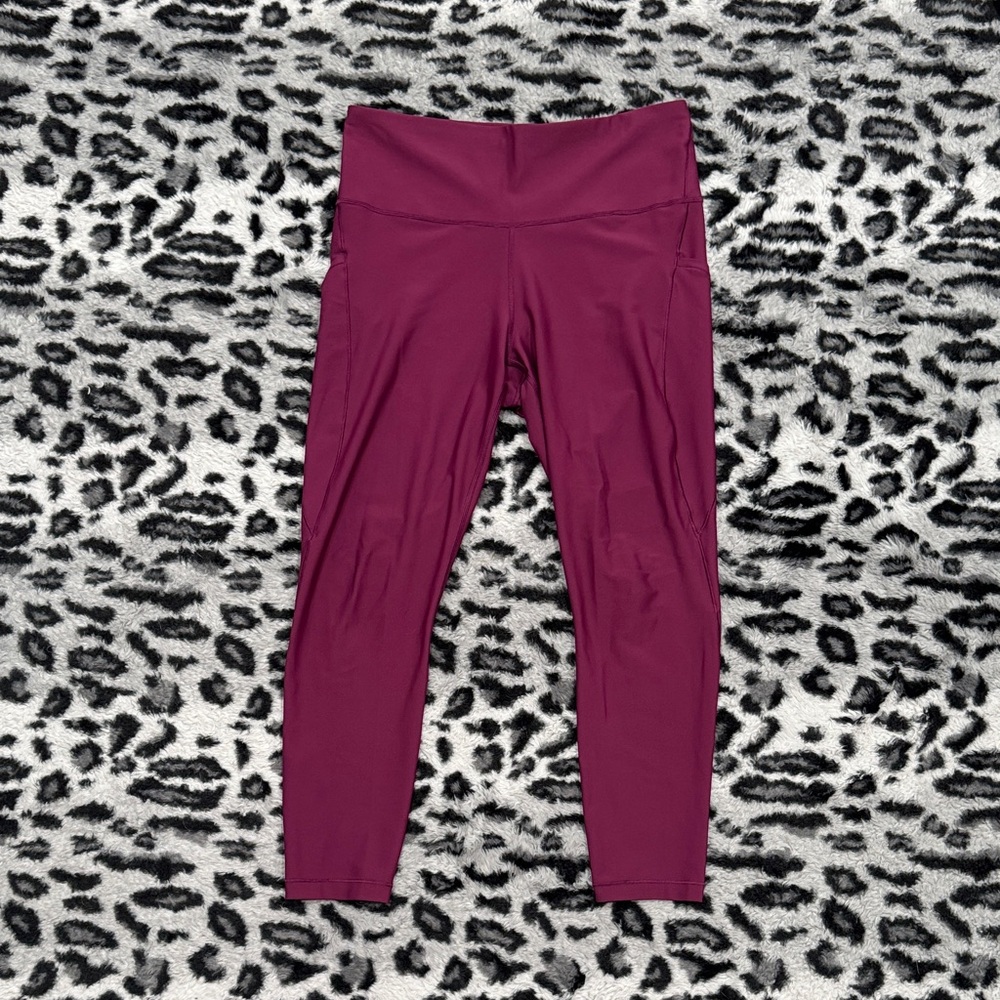 Athleta Women's Purple Interval Stash 7/8 Tight